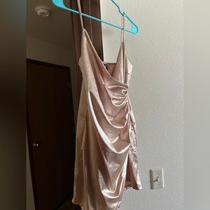 Size large, color gold, NEVER WORN